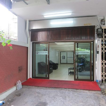 Lee House Inn Bangkok Exterior foto