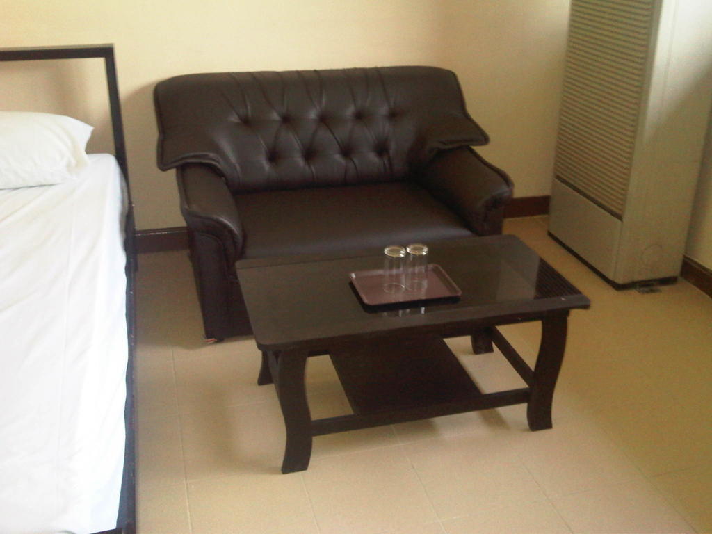Lee House Inn Bangkok Habitación foto